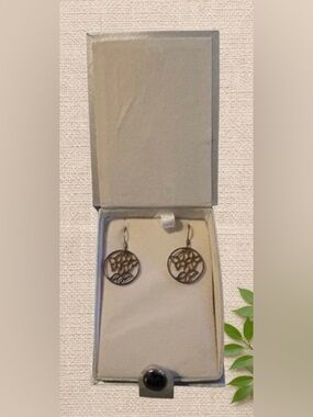 Freyja Collection Silver Cut‑Out Earrings